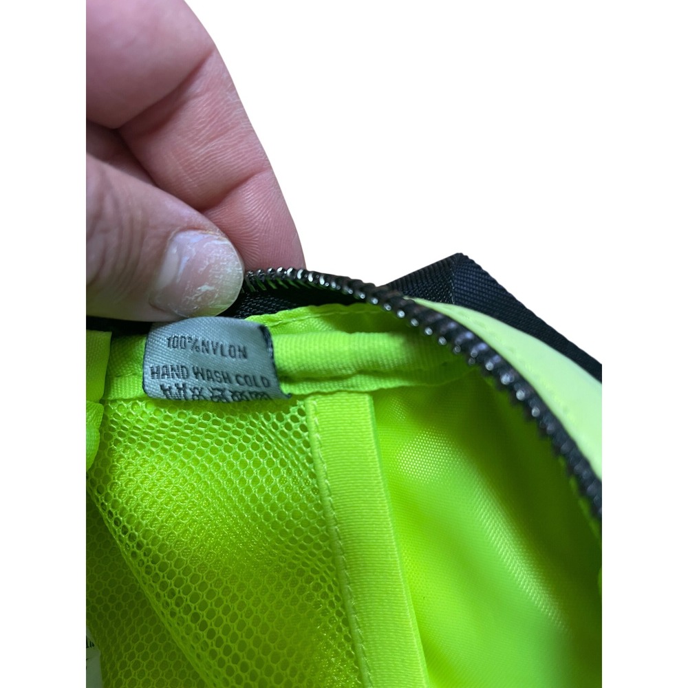 CC Belt Bag Neon Lime Green Nylon Fanny Pack Waist Bag Adjustable Strap NWOT - Picture 7 of 10